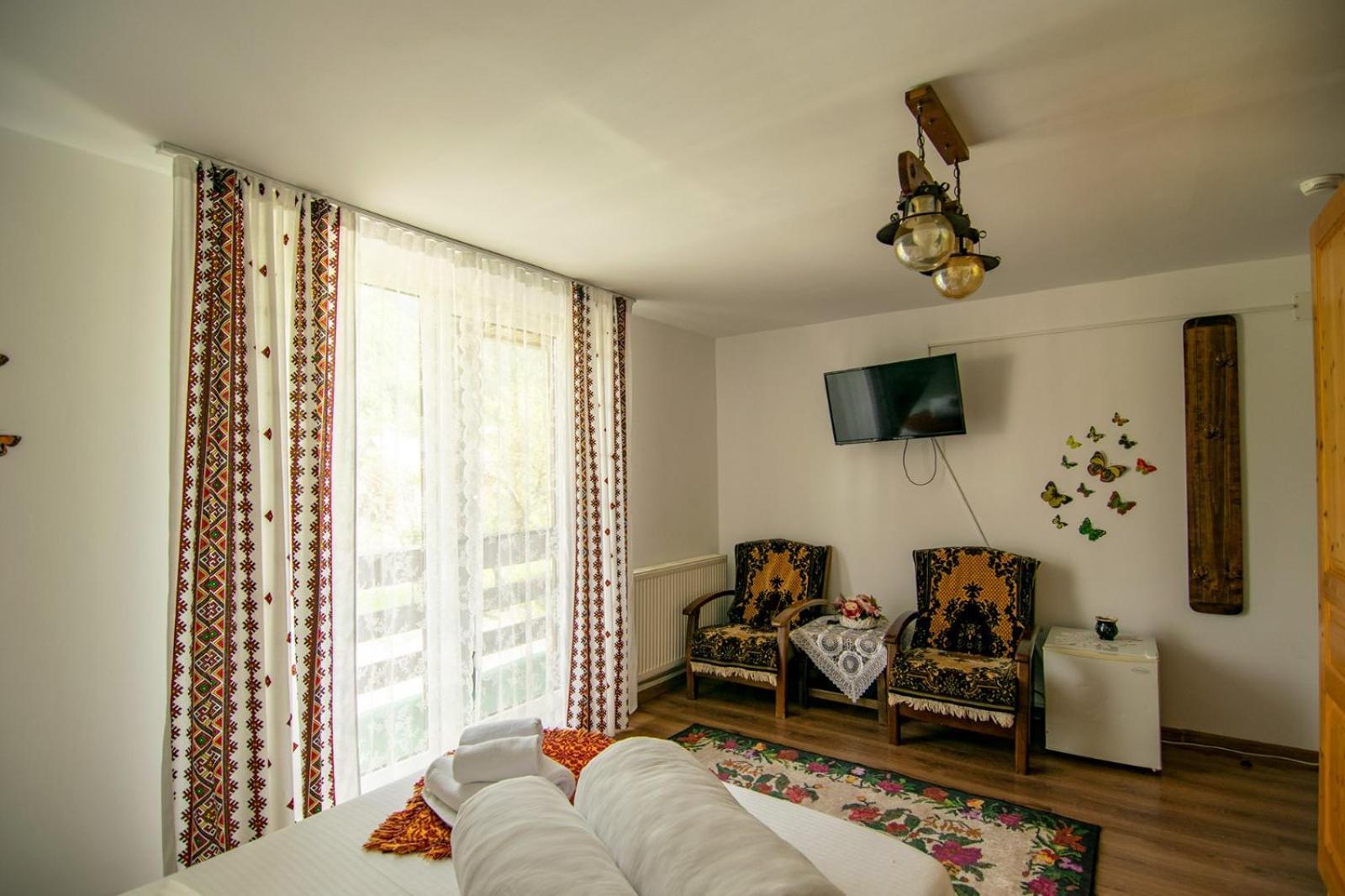 Vila Lacrima Izei Săcel Exteriér fotografie